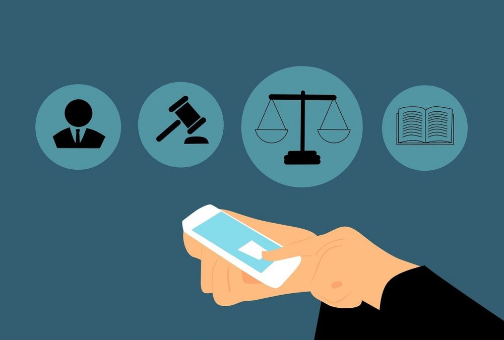 Advokathjælp: En dybdegående analyse af juridisk bistand til privatkunder og erhverv