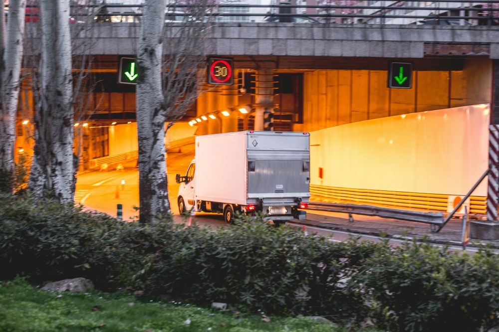 Kompetent vognmand i Kalundborgprofessionel hjælp til løft og transport