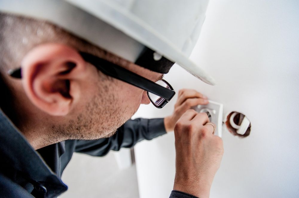 Tid til et el-tjek? Find en dygtig elektriker i Albertslund